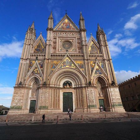 Apartament Duomo Budget Orvieto Zewnętrze zdjęcie